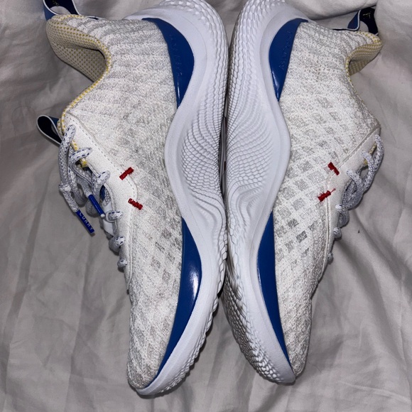 Men Sz 9 / Women 10.5 Under Armor Curry Flow 10 Dub Nation Home PE 3027510-100 - Picture 2 of 6